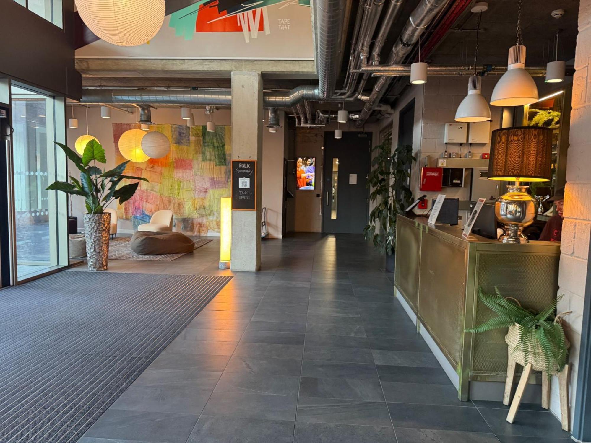 Studio In Harrow -R Екстер'єр фото